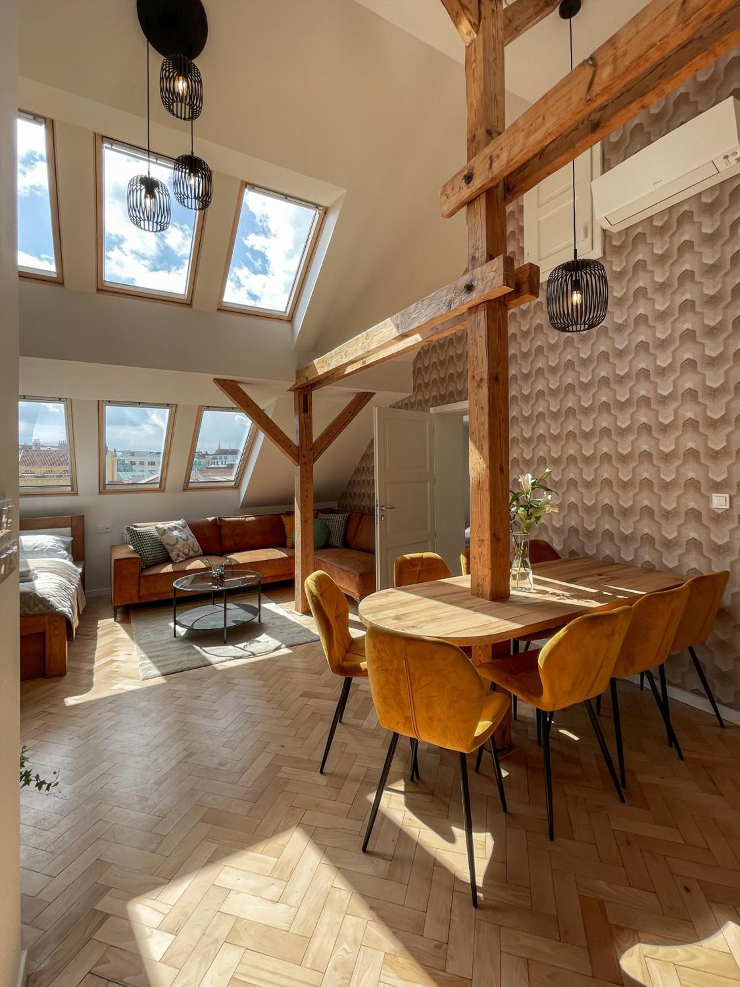 Stupartska - Attic Old Town Residence Prag Exterior foto